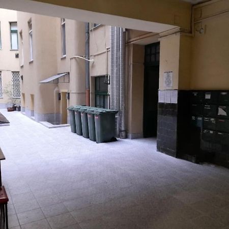 Cherry Blossom Designer Apartment In The Center With Free Parking Budapest Kültér fotó